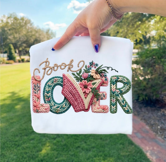 Book Lover - Adult Tee